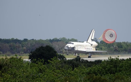 STS-124 Space Shuttle Discovery Landing