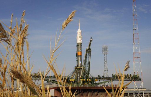 Expedition 18 Soyuz TMA-13 Rollout