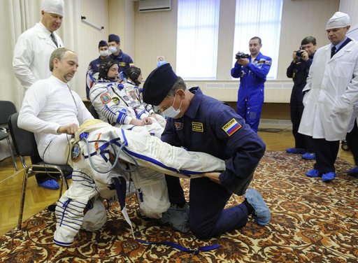 Expedition 18 Suit-up