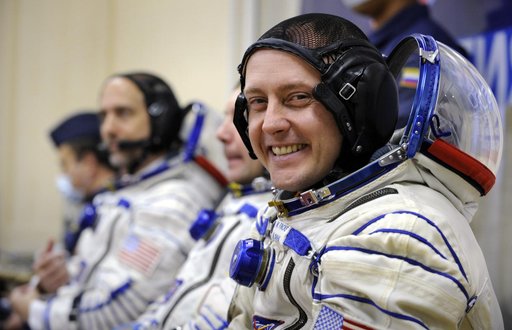 Expedition 18 Suit-up