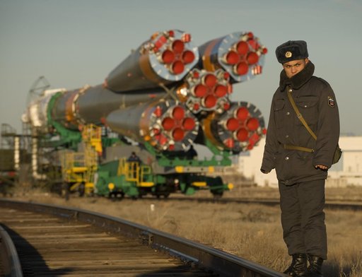 Expedition 19 Soyuz Rollout