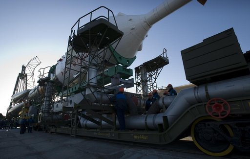 Expedition 19 Soyuz Rollout