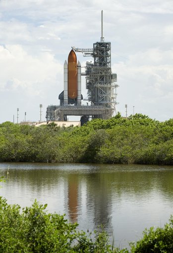 Space Shuttle Endeavour on Pad 39a