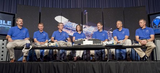 STS-125 Hubble Crew Press Conference