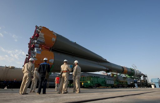 Expedition 21 Soyuz Rollout