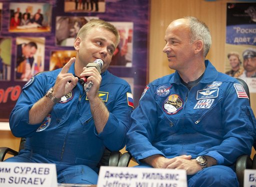 Expedition 21 Prelaunch Press Conference