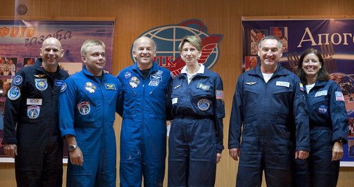 Expedition 21 Prelaunch Press Conference