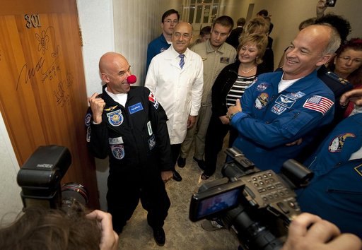 Expedition 21 Crew Prepares For Launch