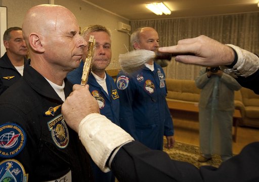 Expedition 21 Crew Prepares For Launch