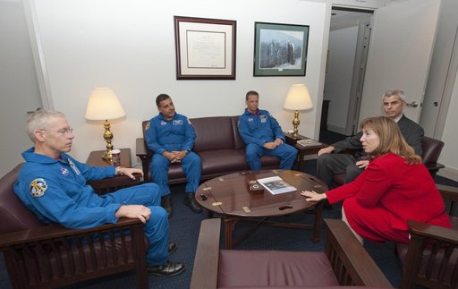 STS-128 Administrator Visit