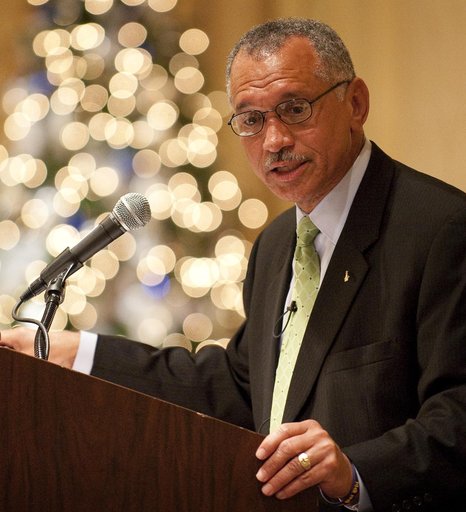 Administrator Bolden Speaks at AIAA and WIA Luncheon