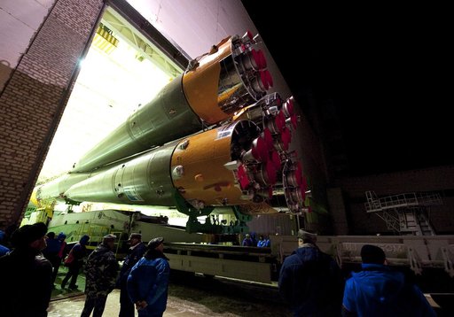 Expedition 22 Soyuz Rollout