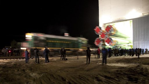 Expedition 22 Soyuz Rollout