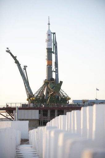 Expedition 22 Soyuz Rollout