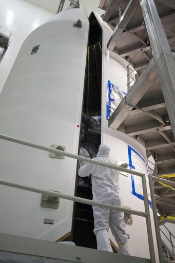 KSC-2010-1586