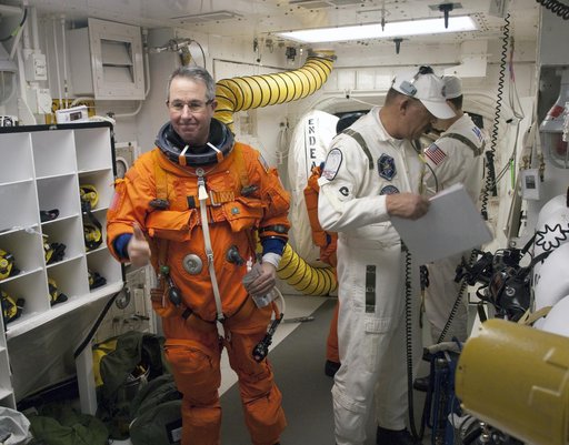 KSC-2010-1696