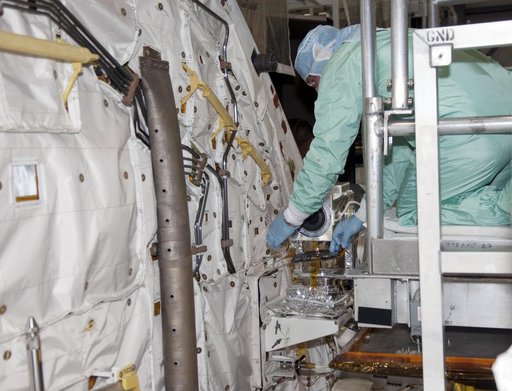 KSC-2010-2203