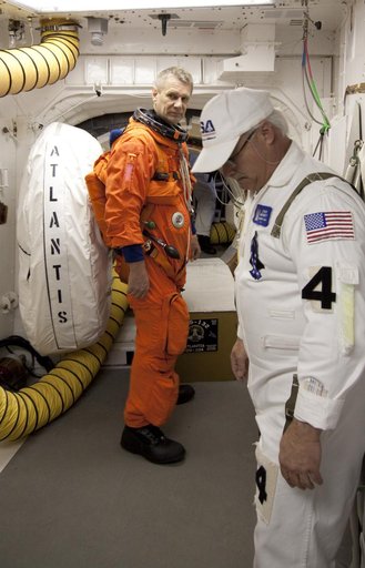 KSC-2010-3032