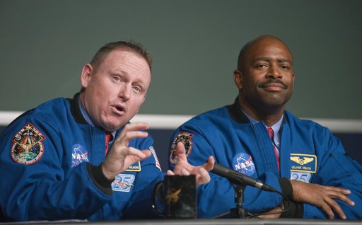 STS-129 Auditorium Presentation