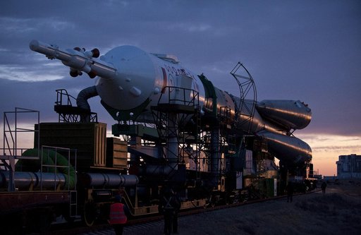 Expedition 23 Soyuz Rollout
