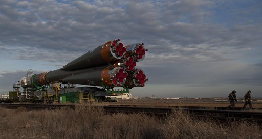 Expedition 23 Soyuz Rollout