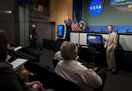 NASA Chief Technologist Hosts Town Hall