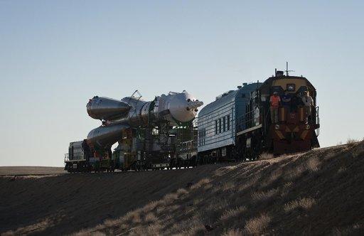 Expedition 24 Soyuz Rollout