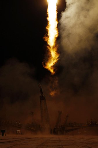 Expedition 25 Launch
