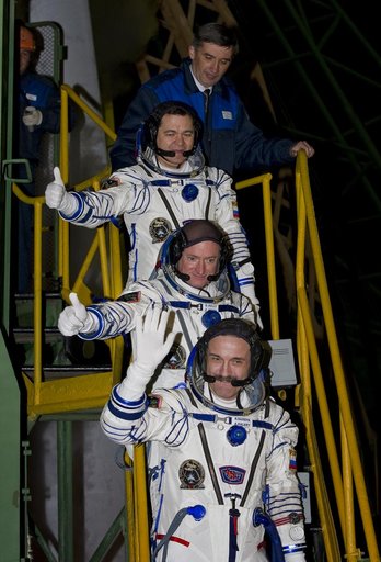 Expedition 25 Launch Day