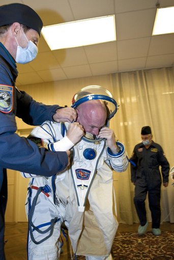 Expedition 25 Launch
