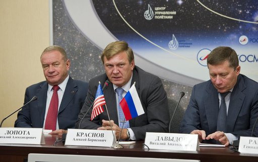 Expedition 25 Docking
