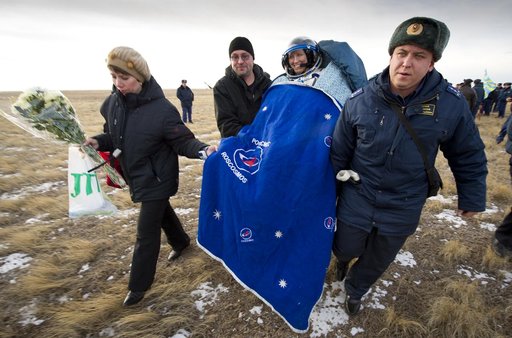 Expedition 25 Soyuz Landing