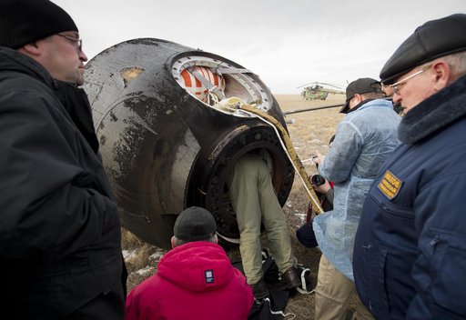 Expedition 25 Soyuz Landing