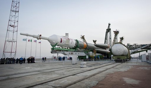 Expedition 26 Soyuz Rollout