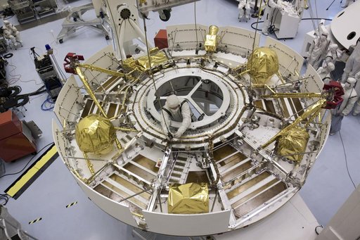 KSC-2011-7318