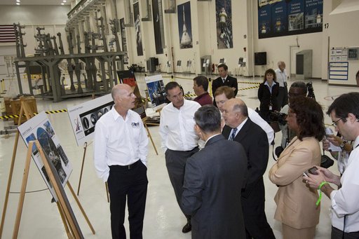 KSC-2011-7426