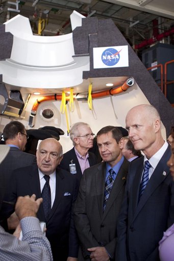KSC-2011-7613