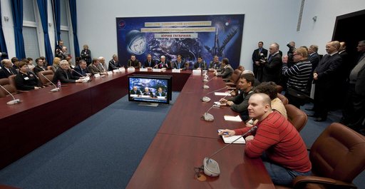 Expedition 27 Docking