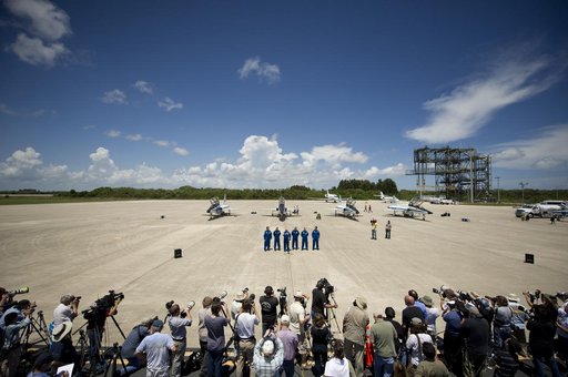 STS-134 Crew Arrival