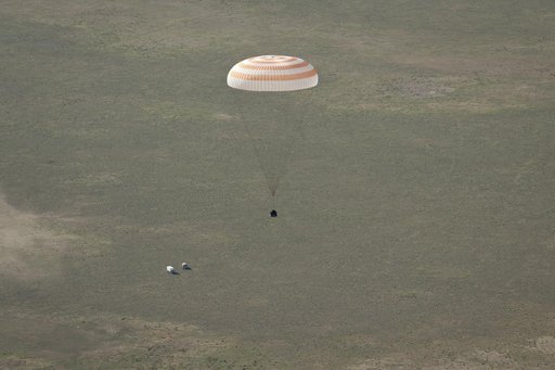 Expedition 27 Landing