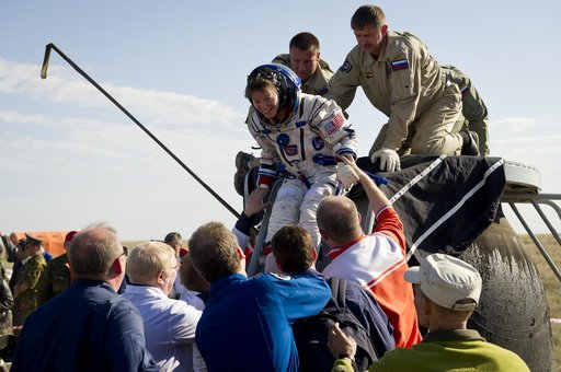 Expedition 27 Landing