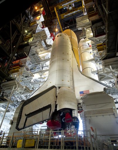 Atlantis STS-135 Rollout