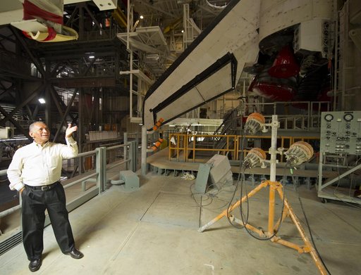 Atlantis STS-135 Rollout