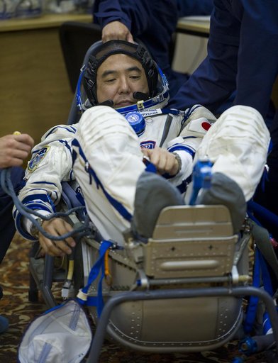 Expedition 28 Preflight