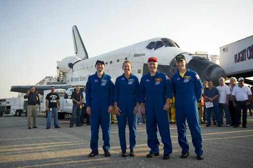 STS-135 Atlantis Landing