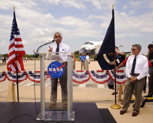 STS-135 Wheels Stop Event