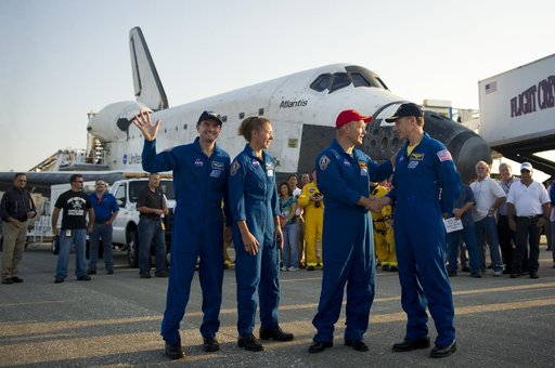 STS-135 Atlantis Landing