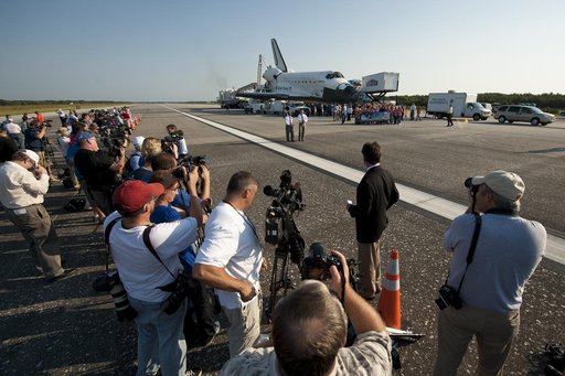 STS-135 Atlantis Landing