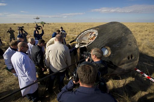 Expedition 28 Landing