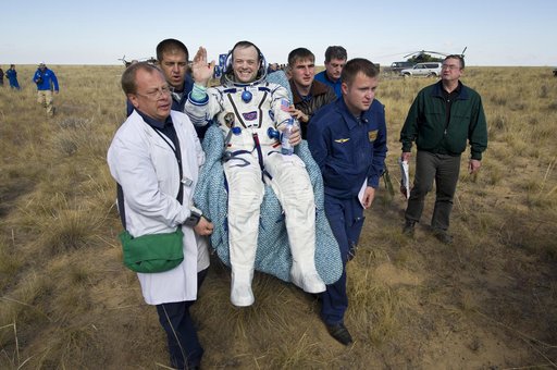 Expedition 28 Landing